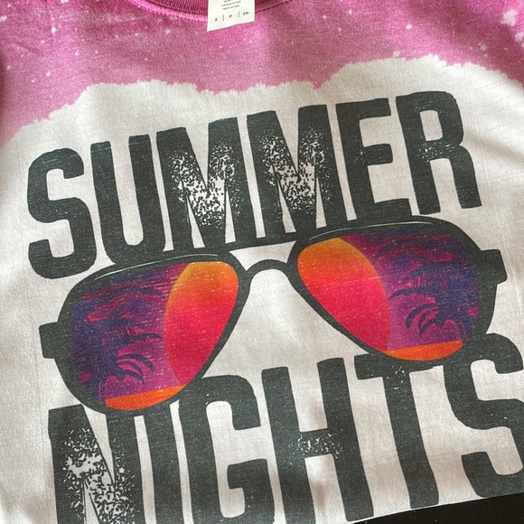 Graphic tee handmade gildan softstyle pink bleached tee summer nights design - Picture 4 of 4